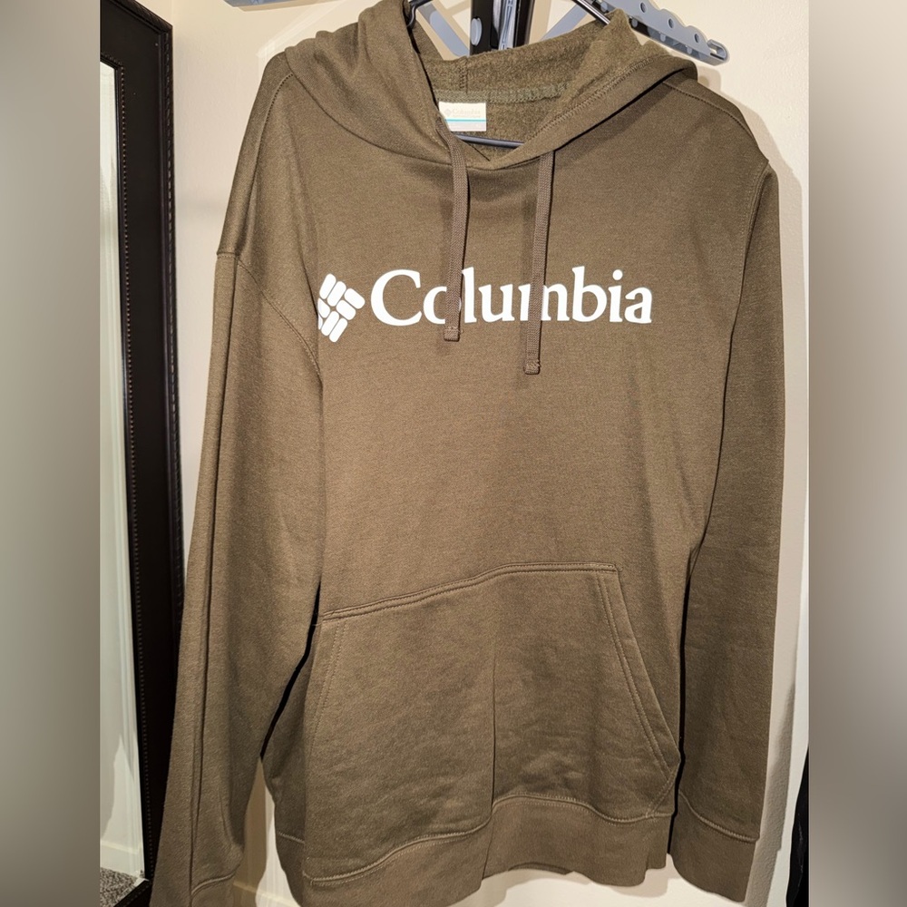 Columbia Men's Olive Hoodie